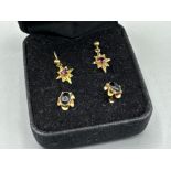 9ct gold & Amethyst drop earrings & 9ct gold onyx set stud earrings, 1.2g gross