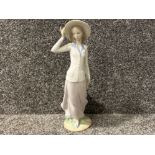 Lladro figure 5683 breezy afternoon in good condition
