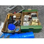2x boxes containing a mixture of hand tools, vice & socket set, also includes brand new light