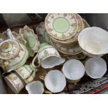 Total of 32 pieces of Royal Albert "Trellis" Crown China patterned tea China