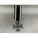 1914 WWI German iron cross medal with original ribbon