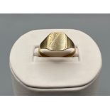 Gents 9ct gold signet ring size T (2.2g)