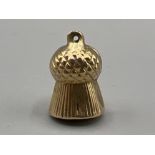 9ct gold hallmarked Thistle charm/pendant (1.15g)
