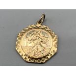 9ct gold hallmarked Large St Christopher charm/pendant (7.3G)