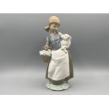 Lladro 4835 ‘Girl with lamb’ in good condition