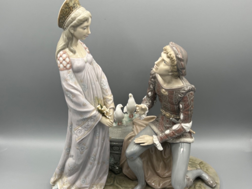 Lladro 1434 ‘Vows’ in good condition - Image 2 of 4