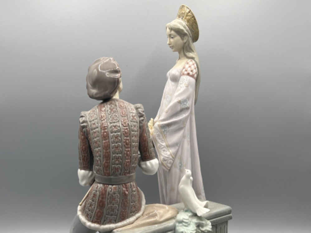 Lladro 1434 ‘Vows’ in good condition - Image 3 of 4