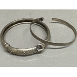 2 silver child's bangles - 12.8g