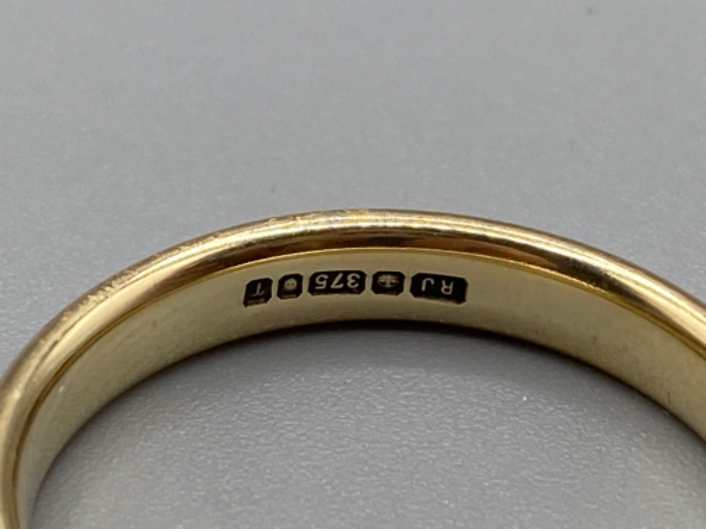 Gents 9ct gold hallmarked wedding band, size T (4.3G) - Image 2 of 2