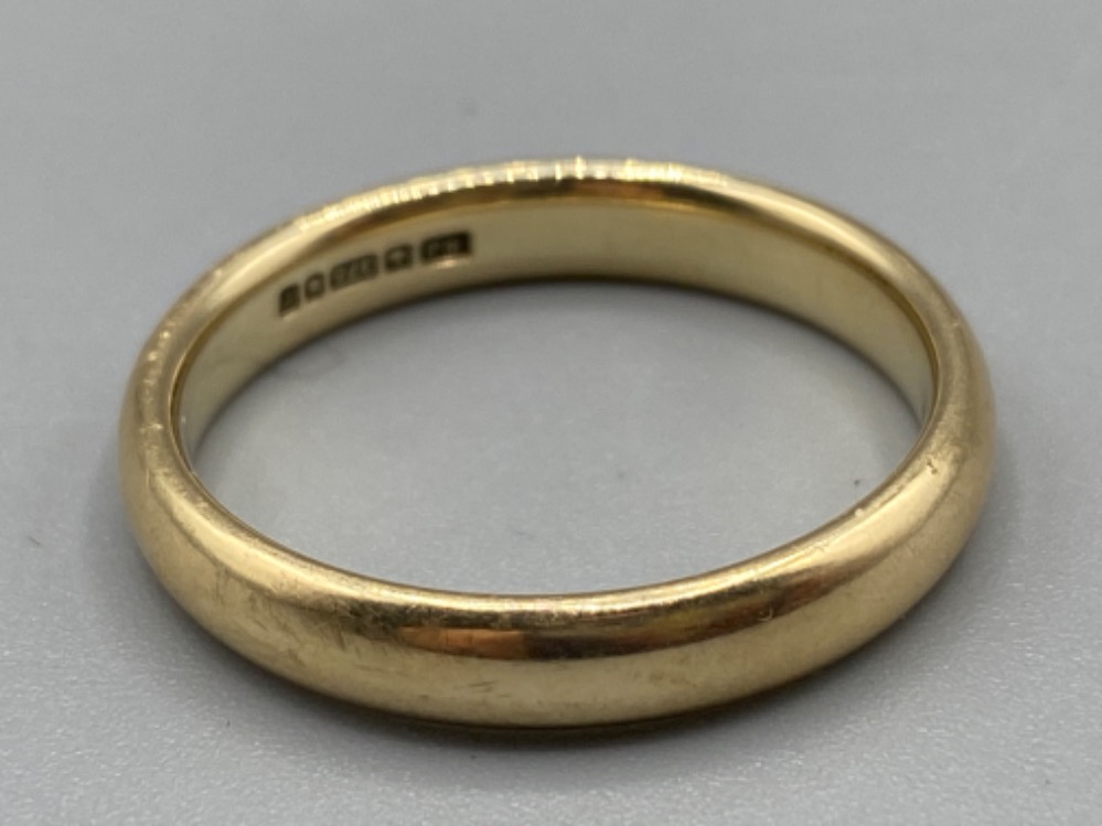 Gents 9ct gold hallmarked wedding band, size T (4.3G)