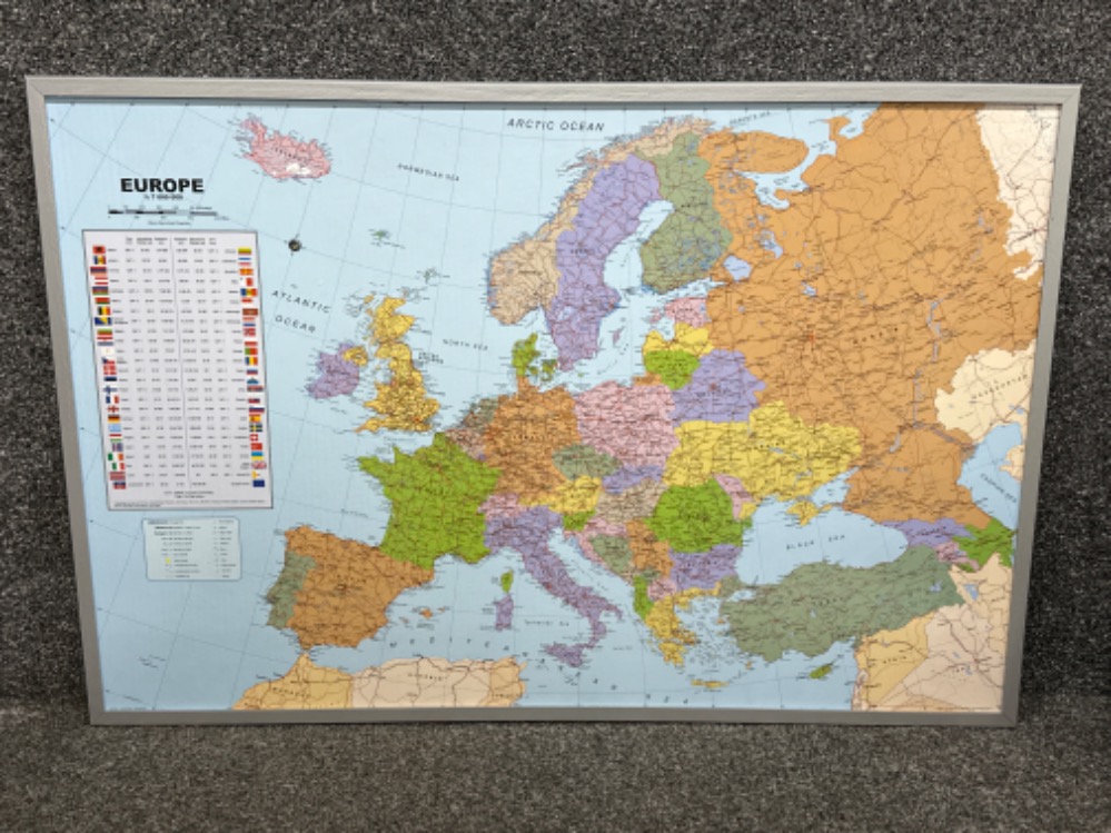 Modern Framed map of Europe with flag presentation (Pin board reverse) - 89x60cm