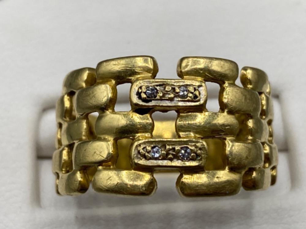 Fancy patterned 18ct yellow gold and diamond ring, Size Q1/2 6.18g