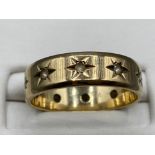 9ct gold hallmarked band with white stones, size R 4.03g