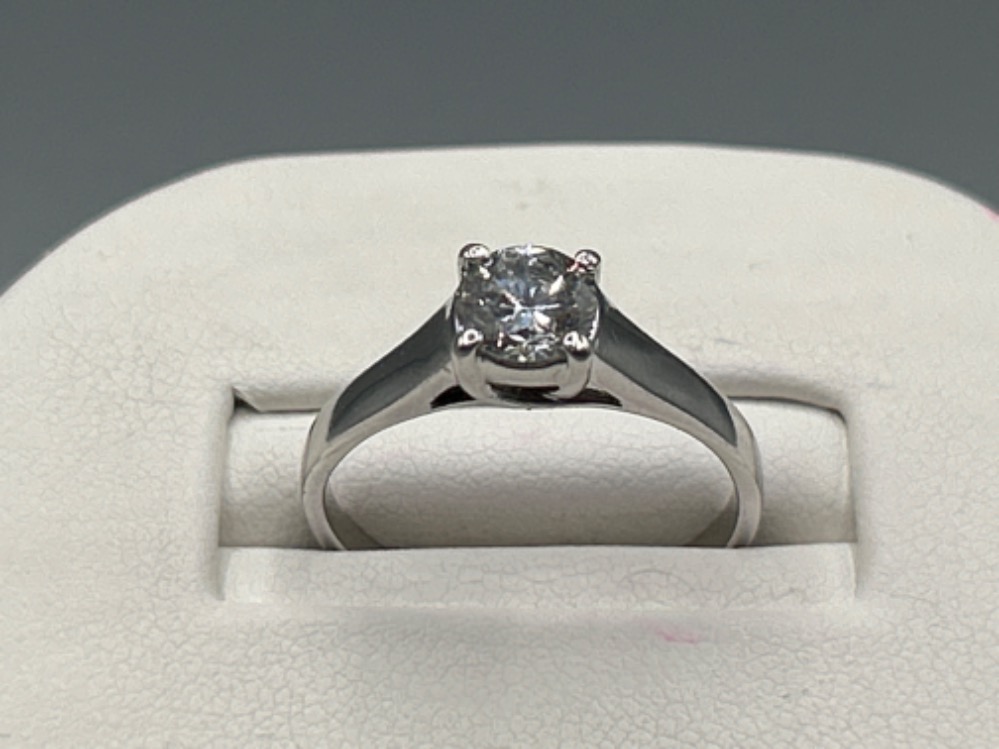 Stunning ladies 18ct white gold diamond solitaire ring (approx .80ct) size N1/2 (2.45g)