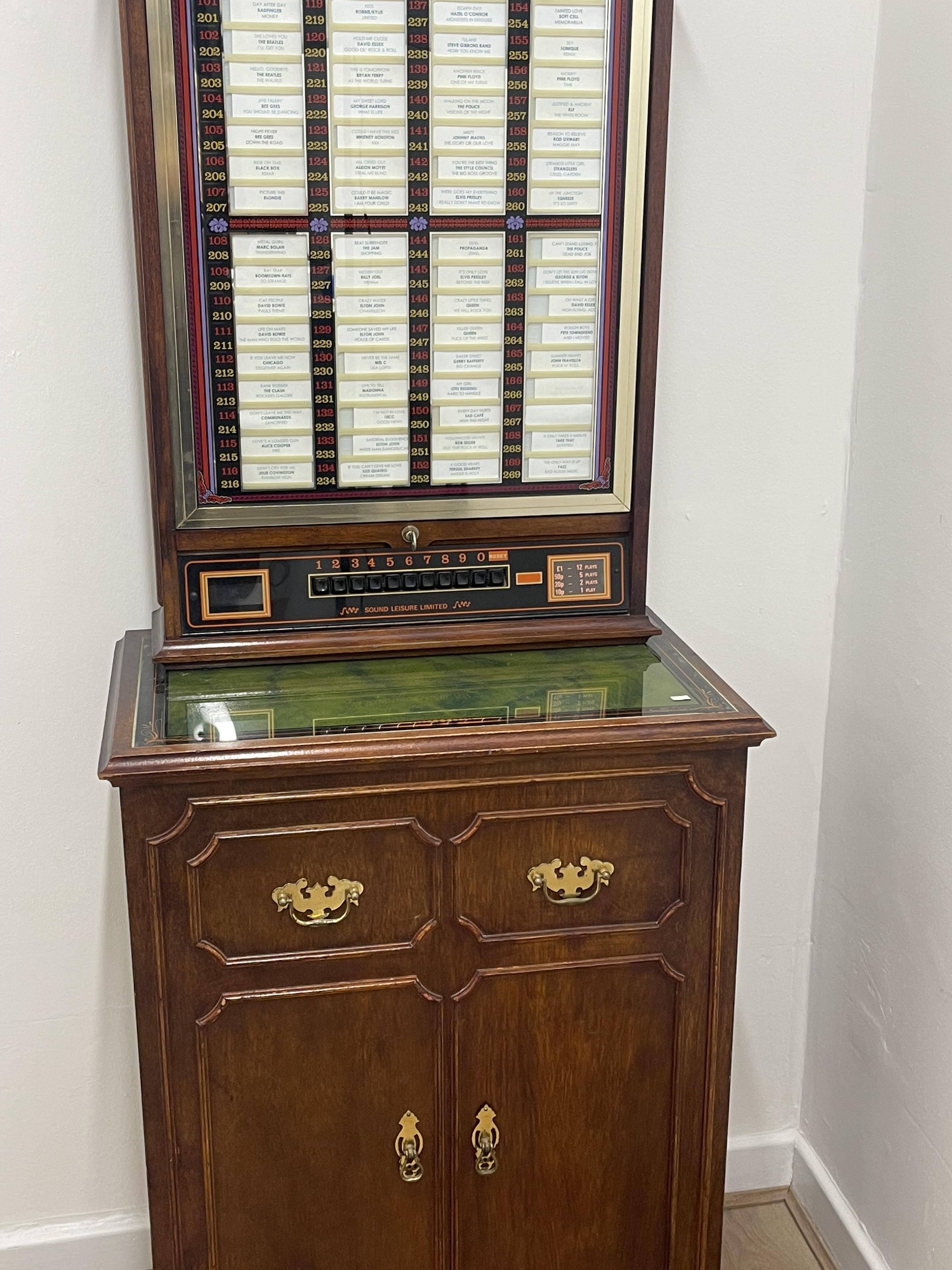 Regency “Sound leisure limited” juke box, with key & large quantity of 45’s records - H172 W41 L64 - Image 7 of 7