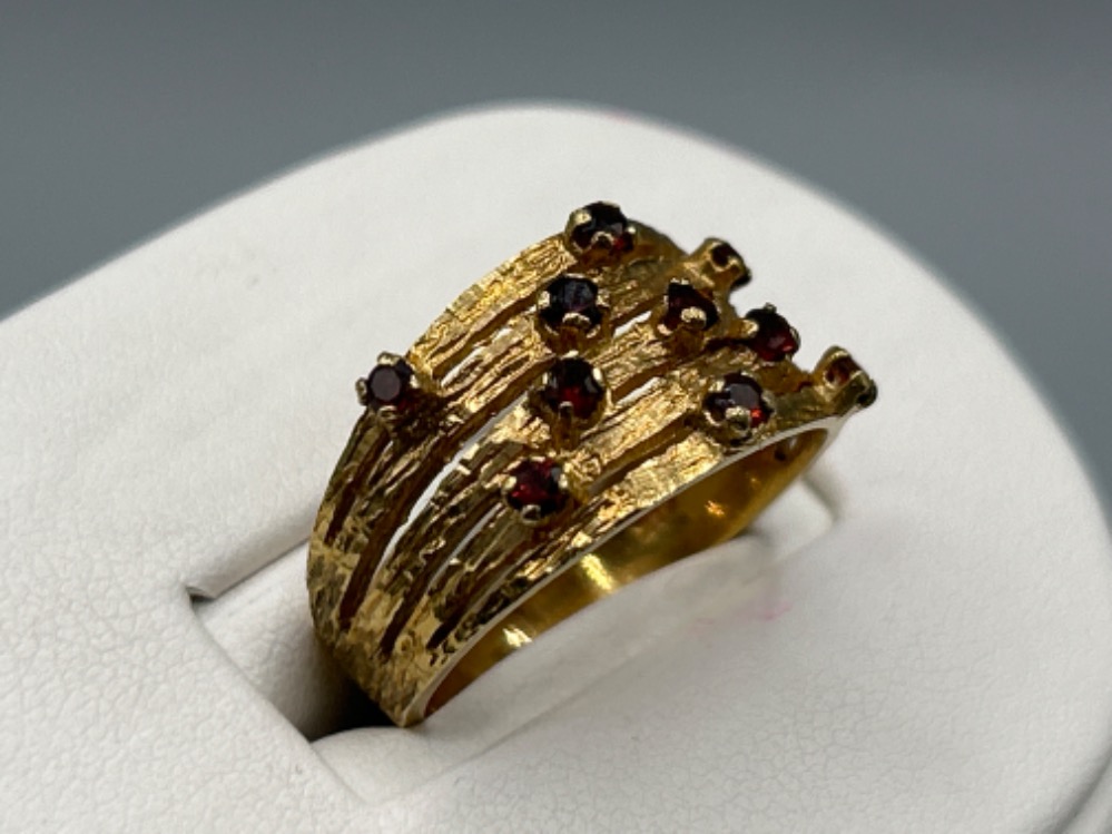 Ladies 9ct gold Garnet 10 stone ornate ring, size Q (5.18g) - Image 2 of 3