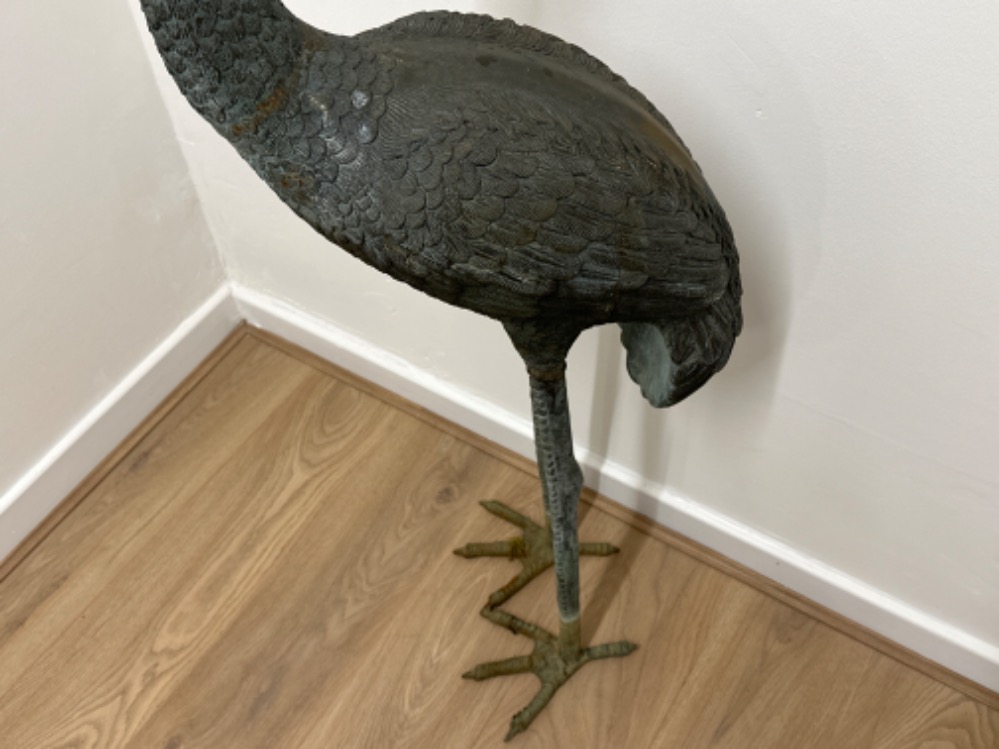 Large Hollywood Regency style bronze crane statue - Grand scale garden art - Height 152.5cm x 38cm - Image 3 of 3