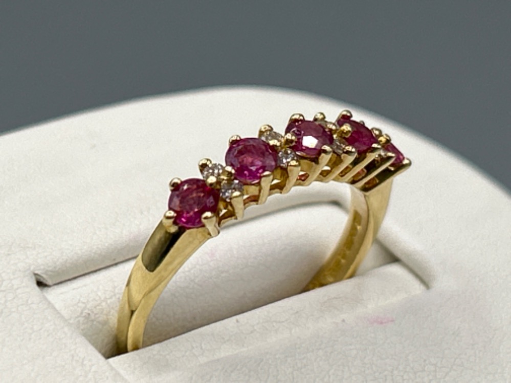 Ladies 18ct gold Ruby and diamond ring, size Q (3.19g) - Image 2 of 3