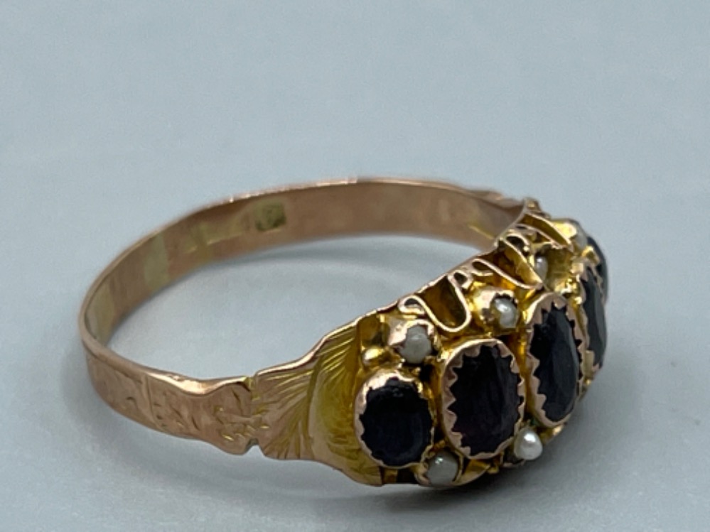 9ct Yellow Gold Garnet & Seed Pearl Ring - This Ring is Chester Hallmarked from the Edwardian - Image 6 of 6