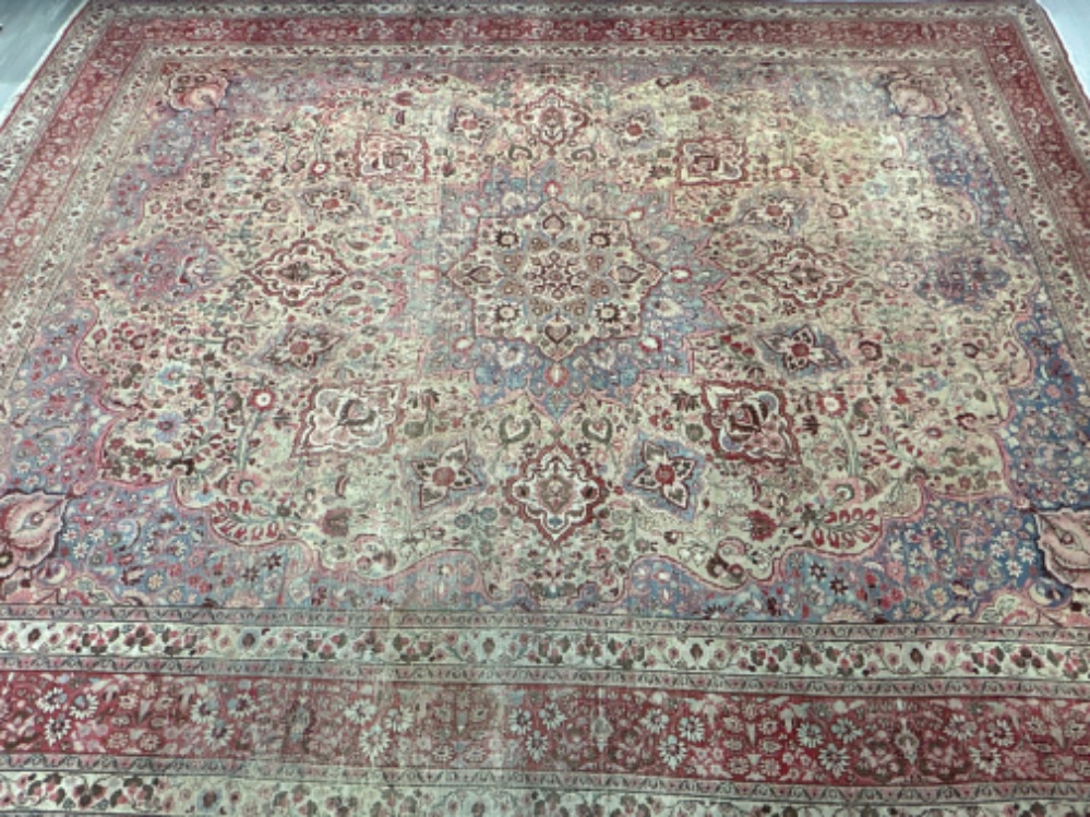 Large Persian Nain Laa carpet - 520cm x 395cm