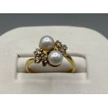 Ladies 18ct gold Pearl and diamond cluster ring, size N (3.47g)