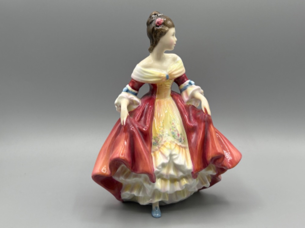 Royal Doulton HN 2229 ‘Southern Belle’ in good condition - Image 2 of 3