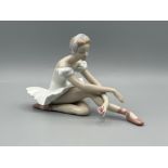 Lladro 5919 ‘Rose ballet’ in good condition and original box