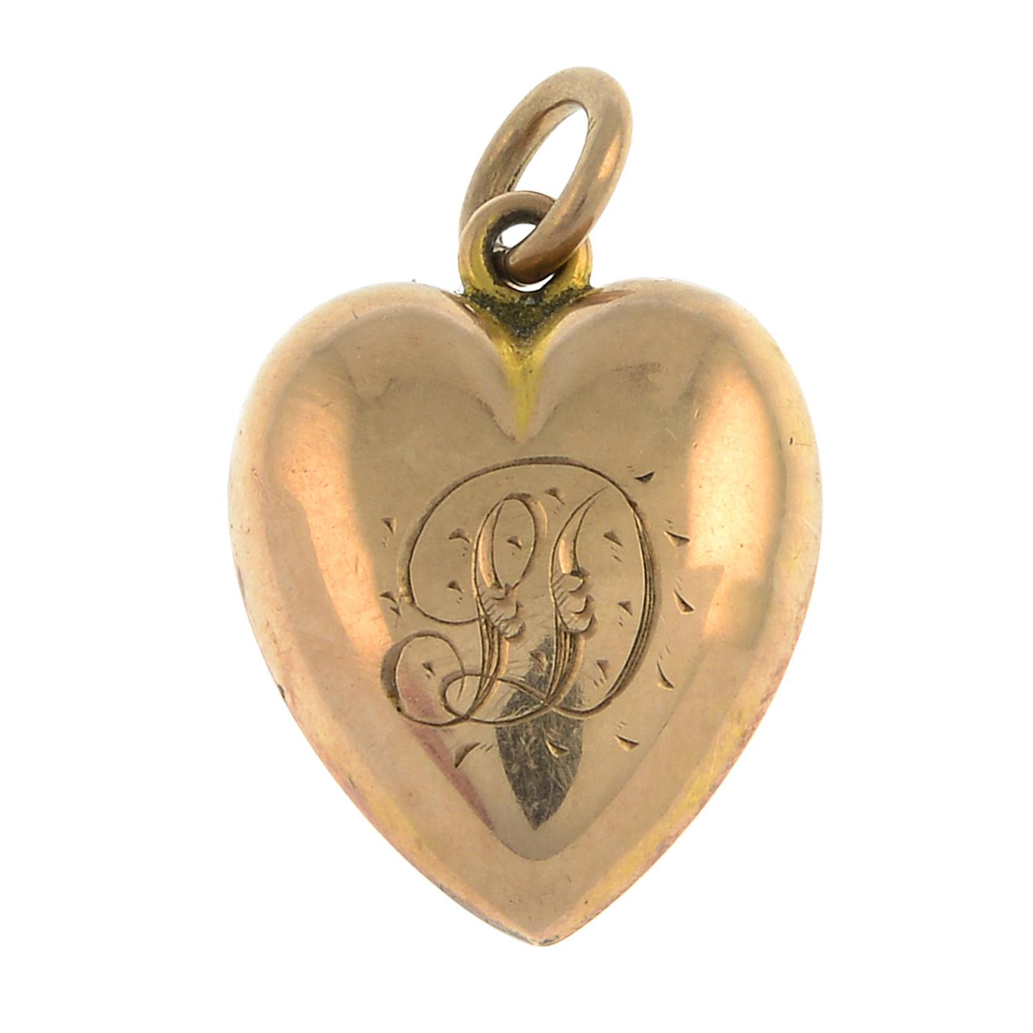 A late Victorian 9ct gold heart-shape pendant, with initial motif.