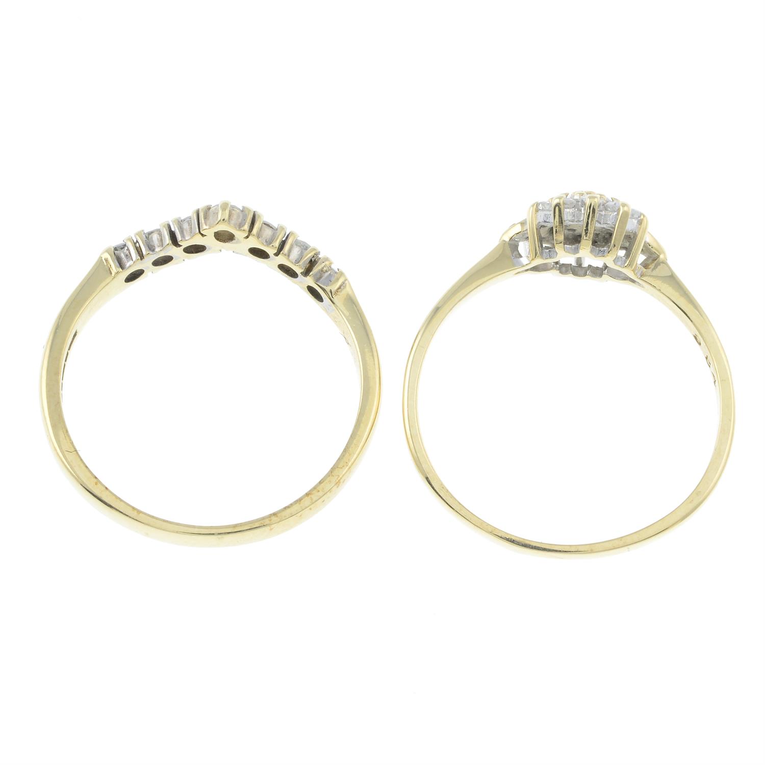 Two 9ct gold diamond rings. - Bild 2 aus 2