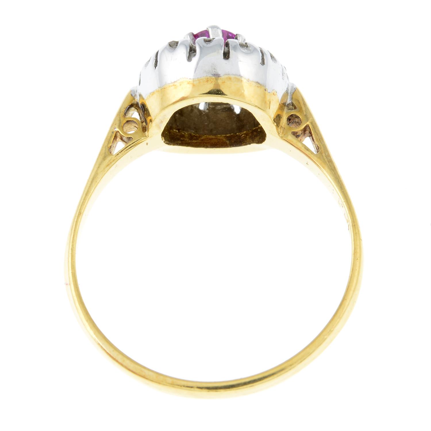 A 1970s 18ct gold ruby and single-cut diamond cluster ring. - Bild 2 aus 2