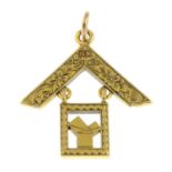 An Edwardian 9ct gold Masonic Craft Lodge pendant.