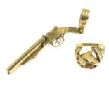 (68473) A 9ct gold shotgun pendant and a 9ct gold horsehead ring.