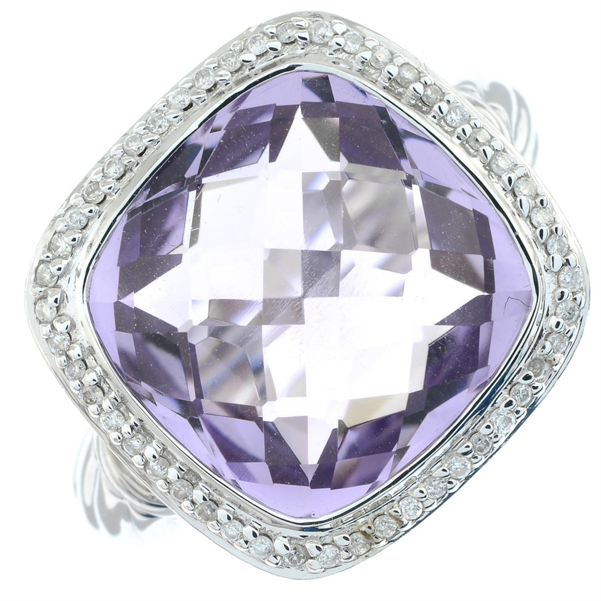 An 18ct gold multifaceted amethyst and brilliant-cut diamond dress ring. - Bild 2 aus 5