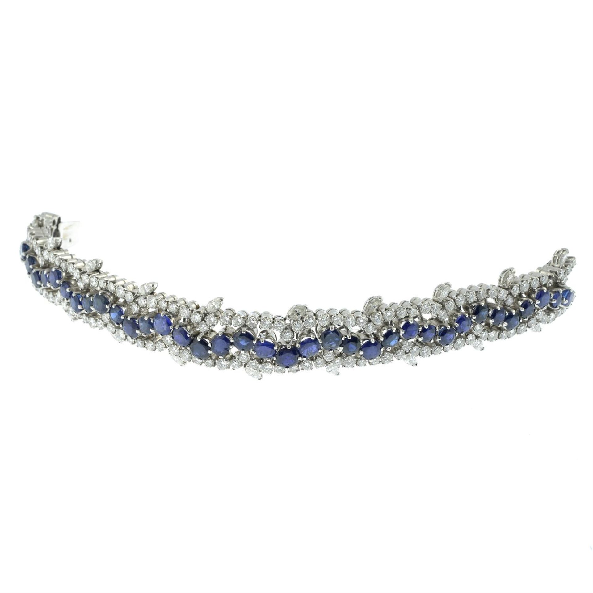 A mid 20th century sapphire and diamond bracelet. - Bild 3 aus 4