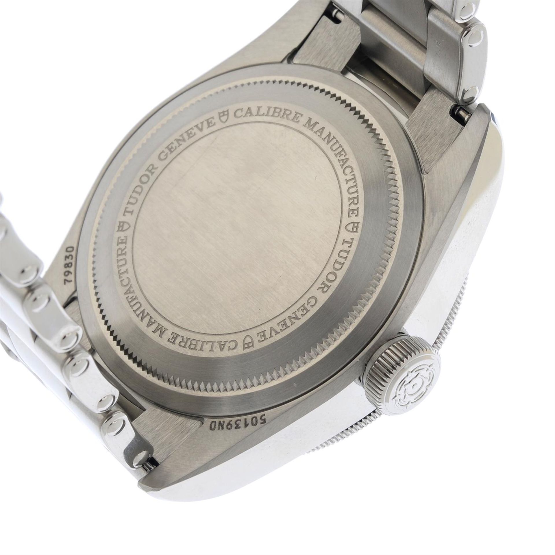 TUDOR - a stainless steel Black Bay GMT bracelet watch, 41mm. - Bild 4 aus 6