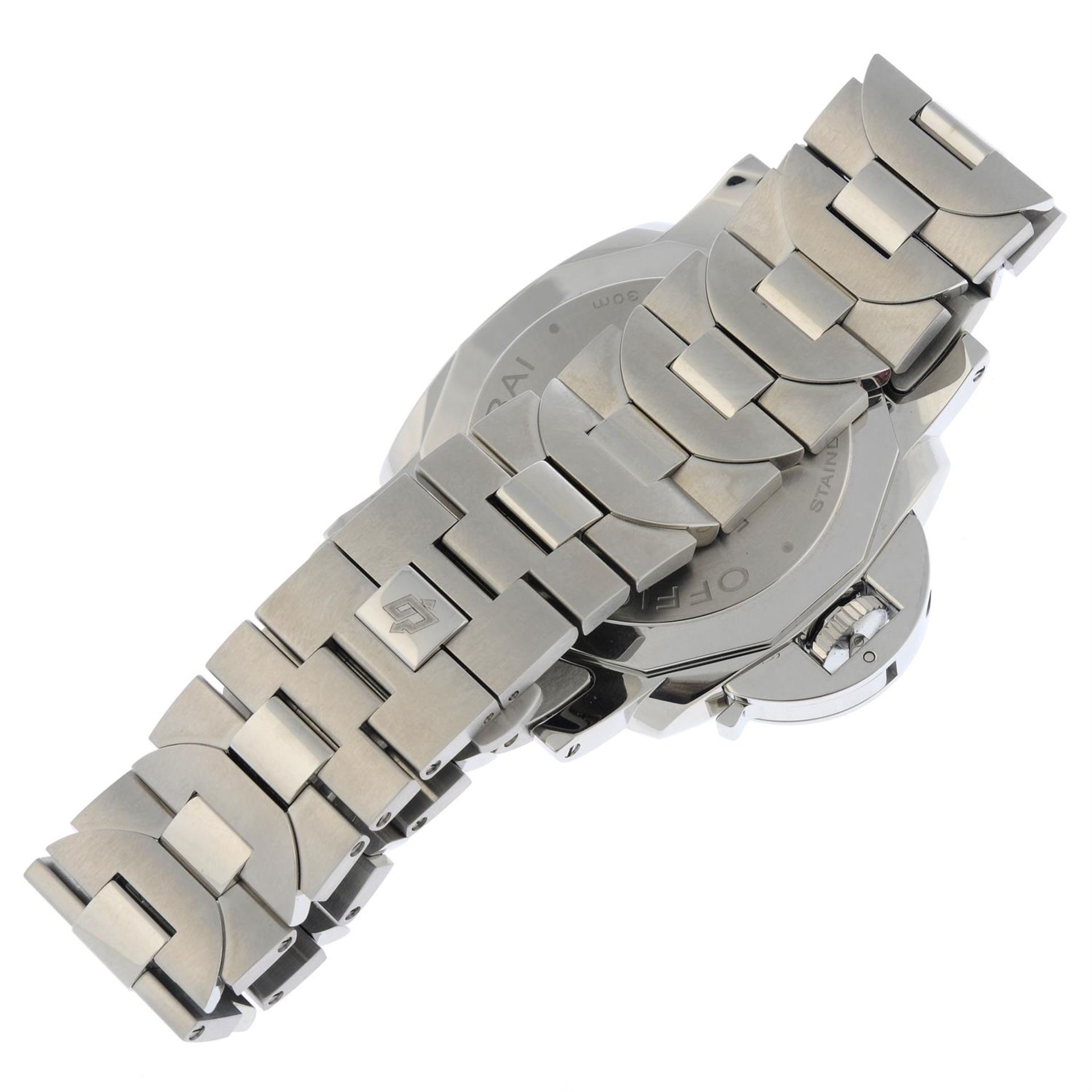 PANERAI - a limited edition stainless steel Luminor Due bracelet watch, 42mm. - Bild 2 aus 6