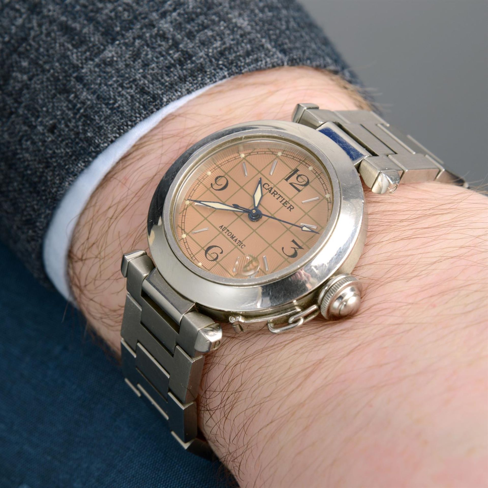 CARTIER - a stainless steel Pasha bracelet watch, 35mm. - Bild 5 aus 5