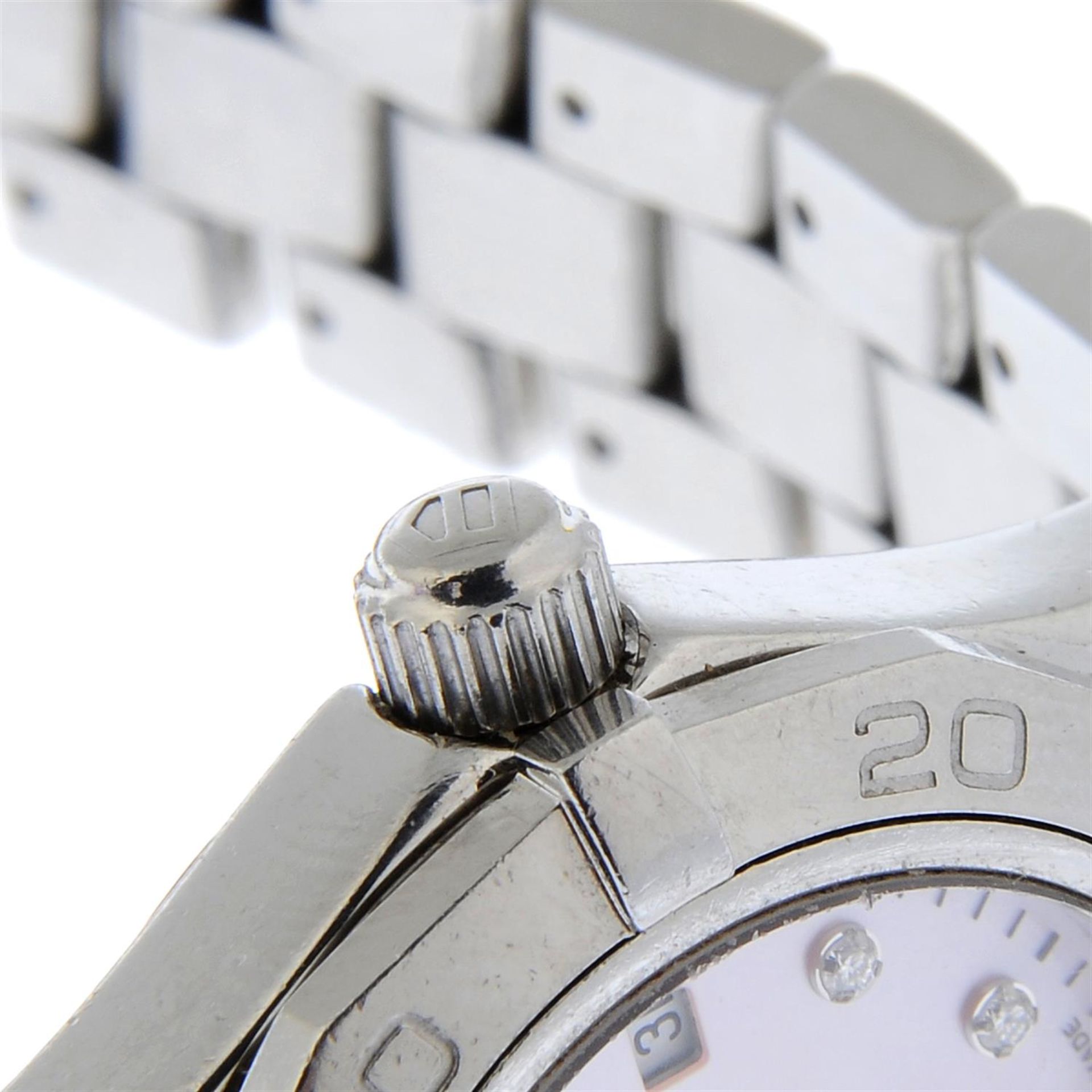 TAG HEUER - a stainless steel Aquaracer bracelet watch, 28mm. - Bild 4 aus 6