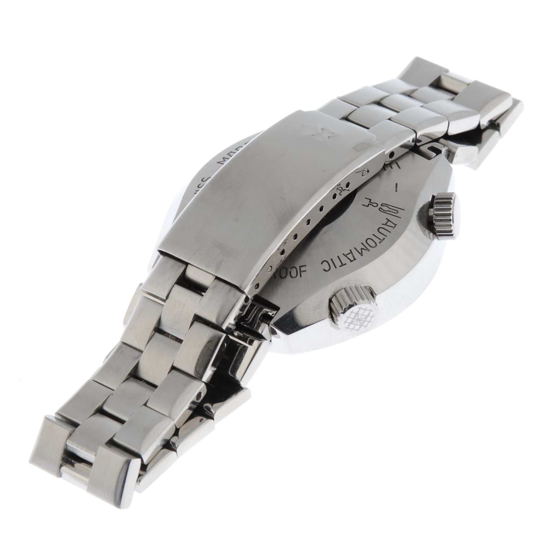 EDOX - a stainless steel Geoscope World Timer bracelet watch, 42mm. - Bild 3 aus 6