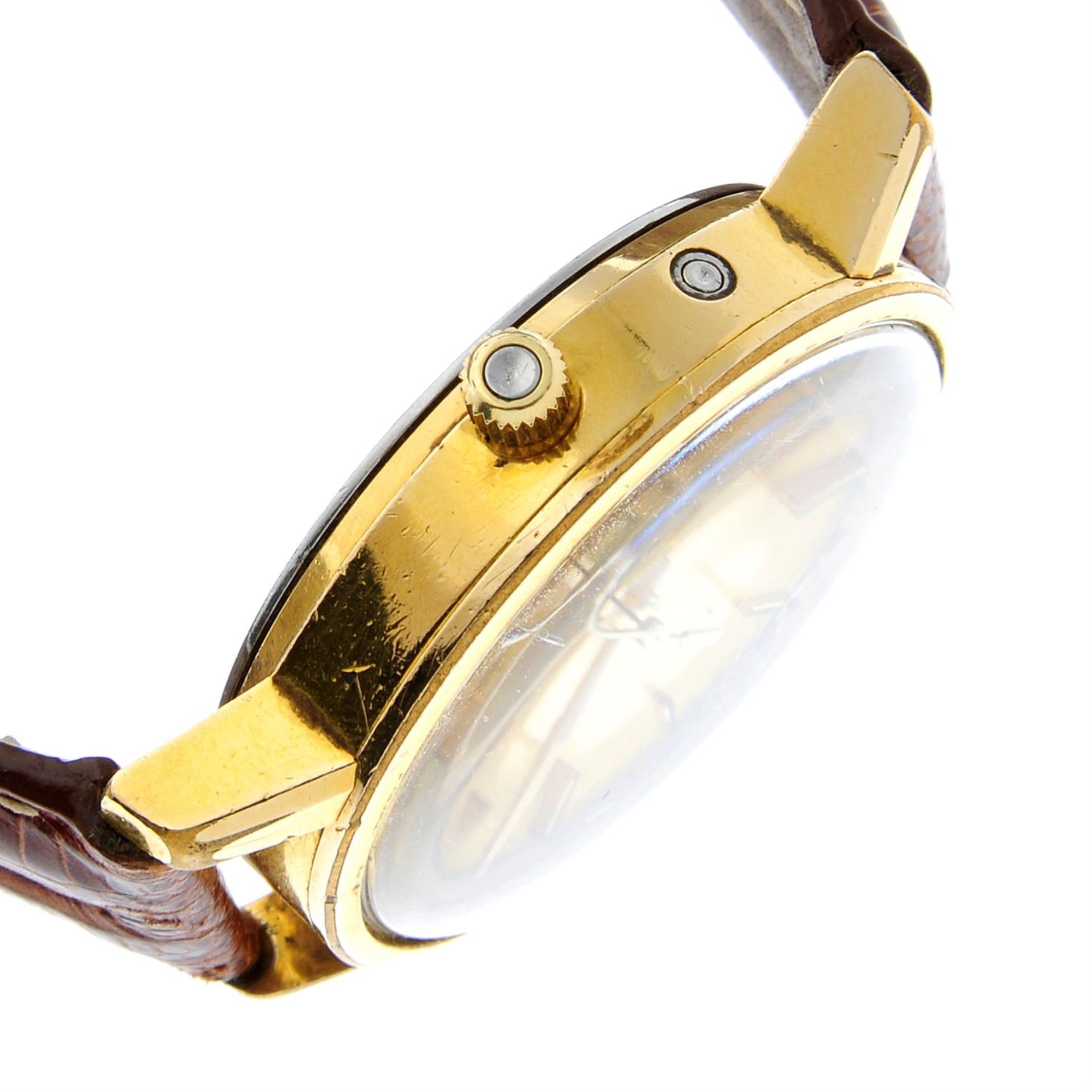 OMEGA - a gold plated wrist watch, 34mm. - Bild 3 aus 4