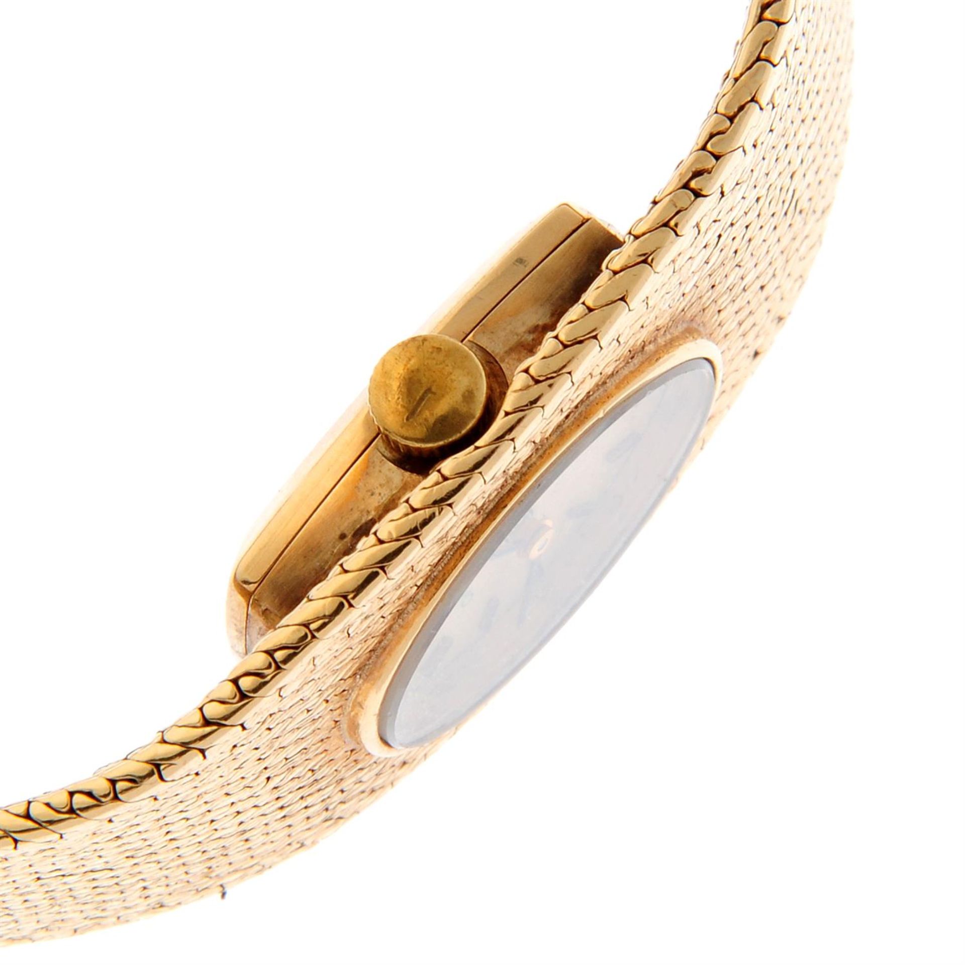 OMEGA - a 9ct yellow gold bracelet watch, 18mm. - Bild 3 aus 4