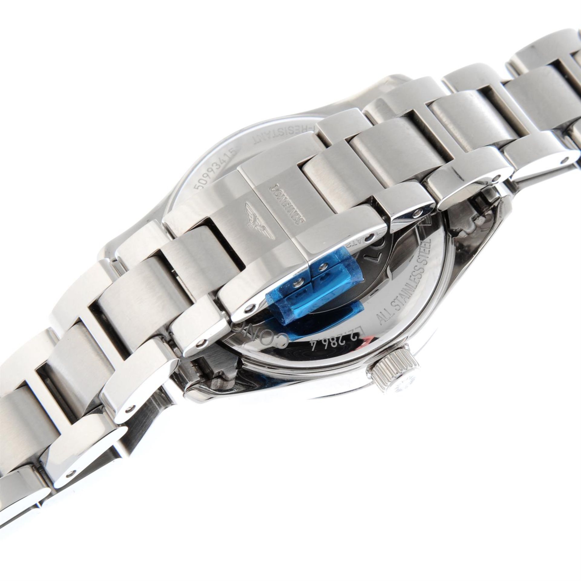 CURRENT MODEL: LONGINES - a stainless steel Conquest bracelet watch, 29mm. - Bild 2 aus 6