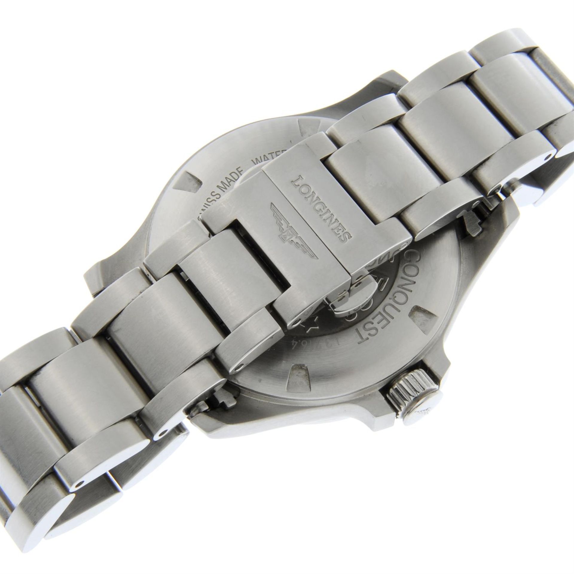 LONGINES - a stainless steel Conquest V.H.P bracelet watch, 41mm. - Bild 2 aus 4