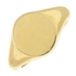 A 9ct gold oval signet ring.