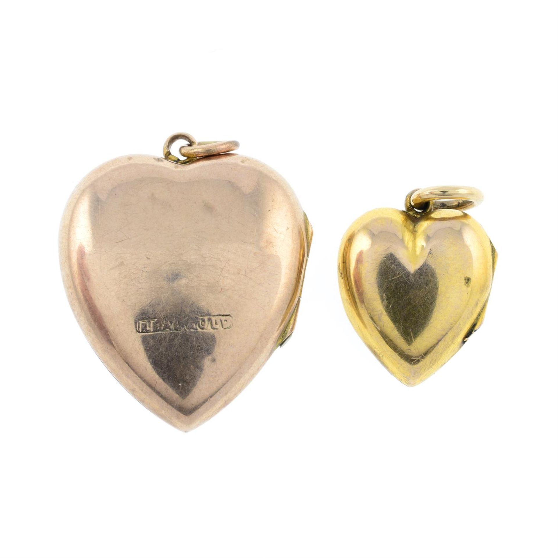 Two early 20th century rolled gold heart-shape lockets. - Bild 2 aus 2