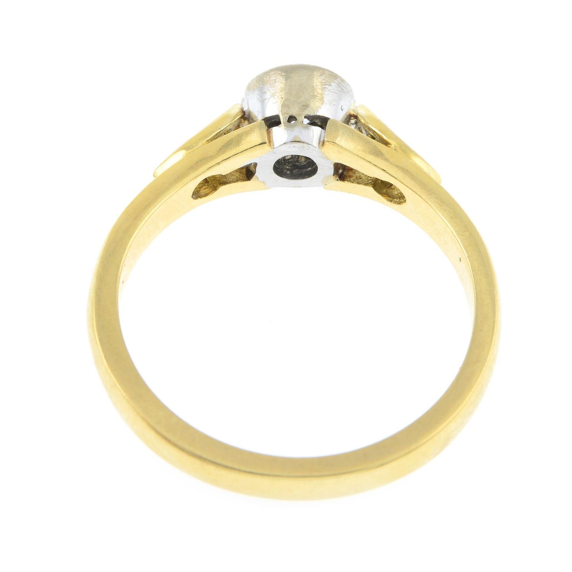 An 18ct gold brilliant-cut diamond ring. - Bild 2 aus 2