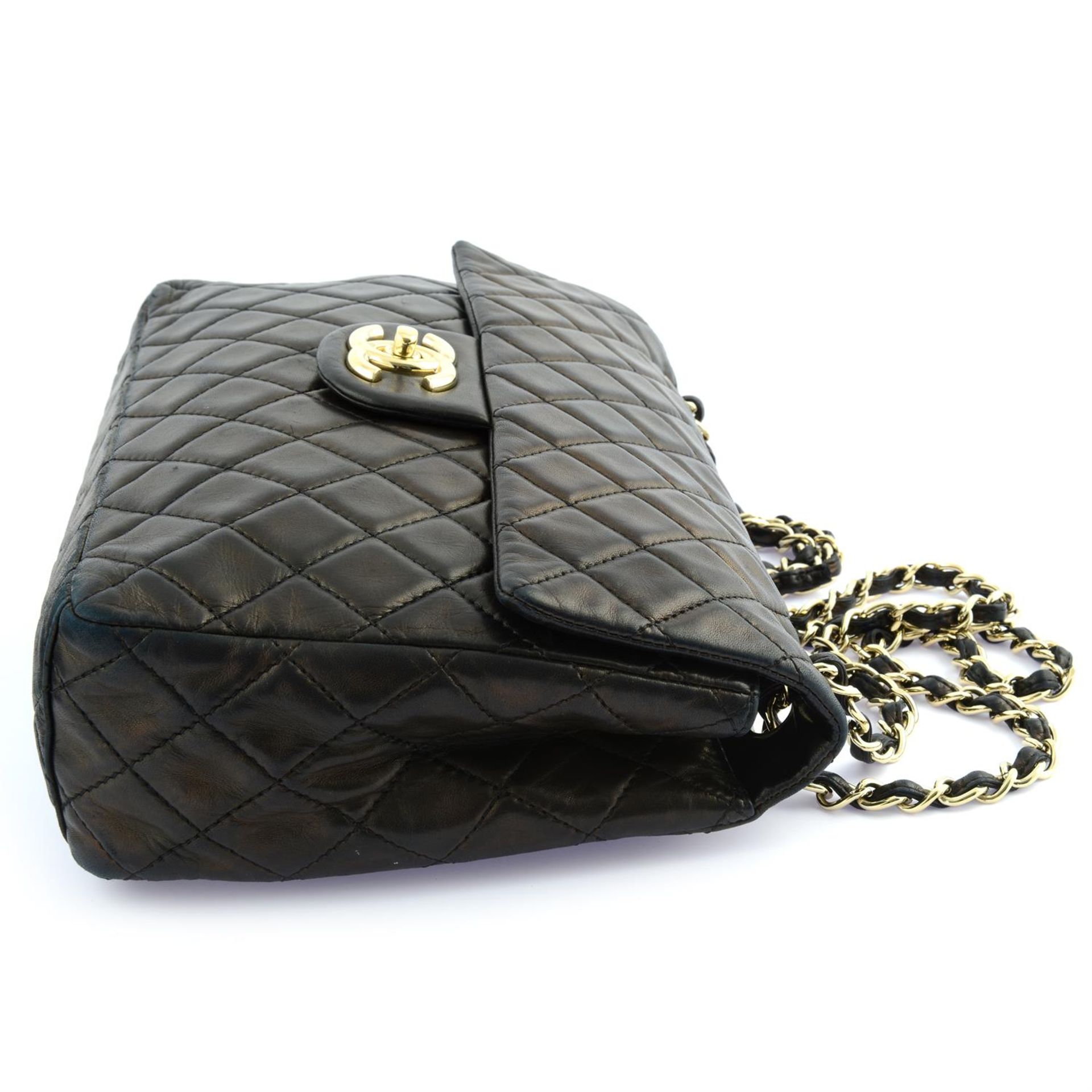 CHANEL - a metallic leather lambskin Jumbo single flap bag. - Image 3 of 9