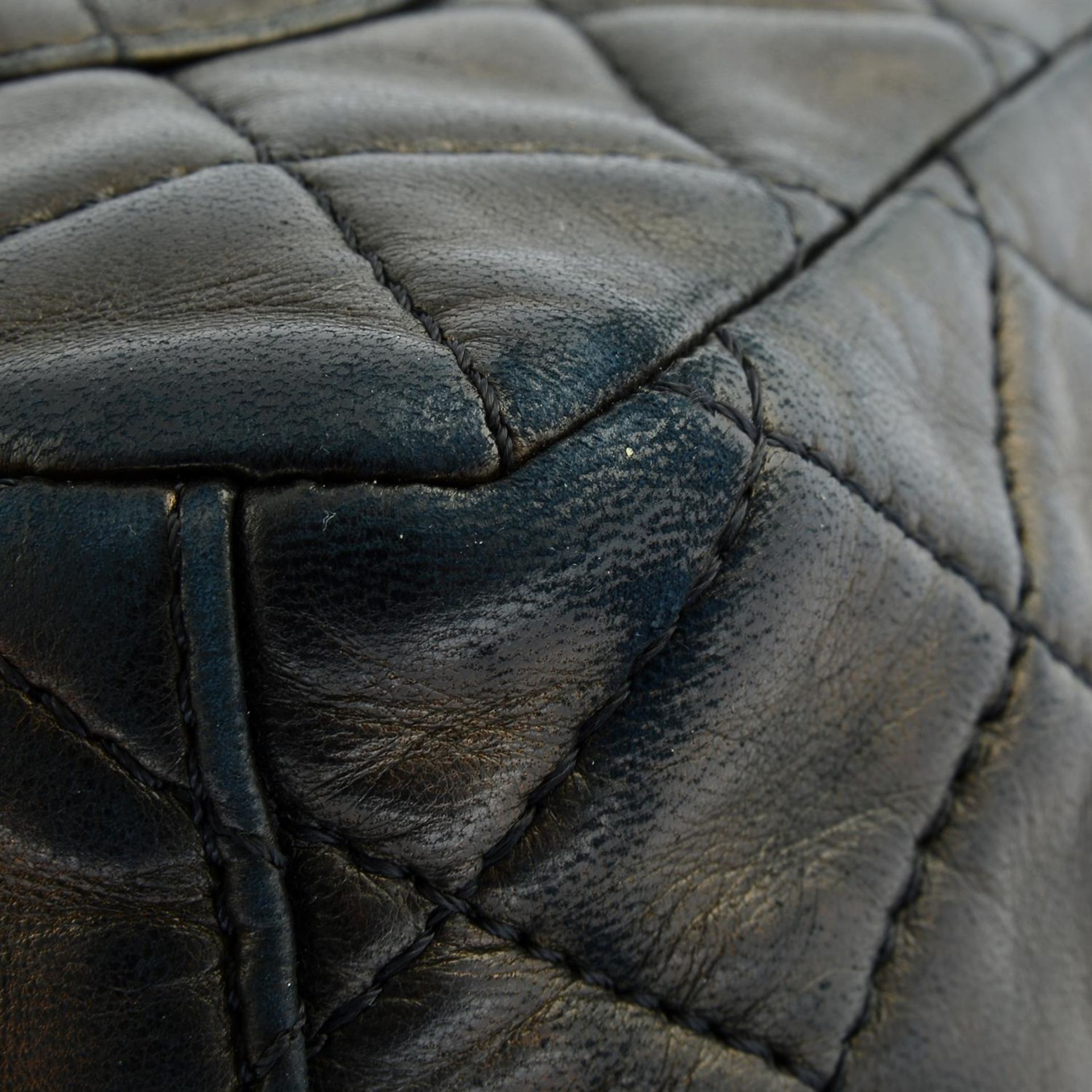 CHANEL - a metallic leather lambskin Jumbo single flap bag. - Image 6 of 9