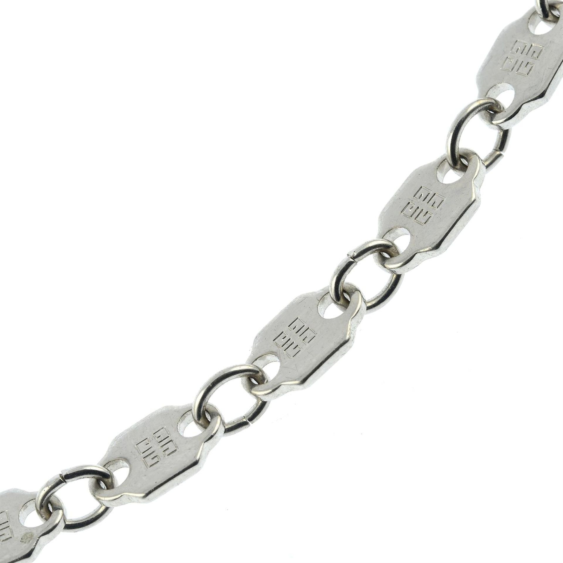 GIVENCHY - a silver-tone chain. - Image 3 of 3