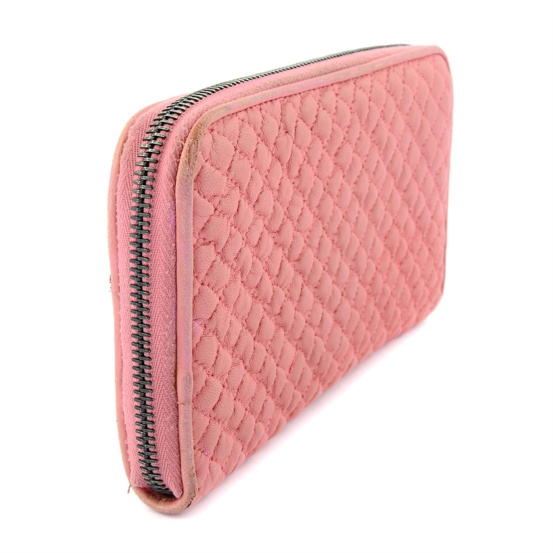 BOTTEGA VENETA - a pink leather wallet. - Image 3 of 4